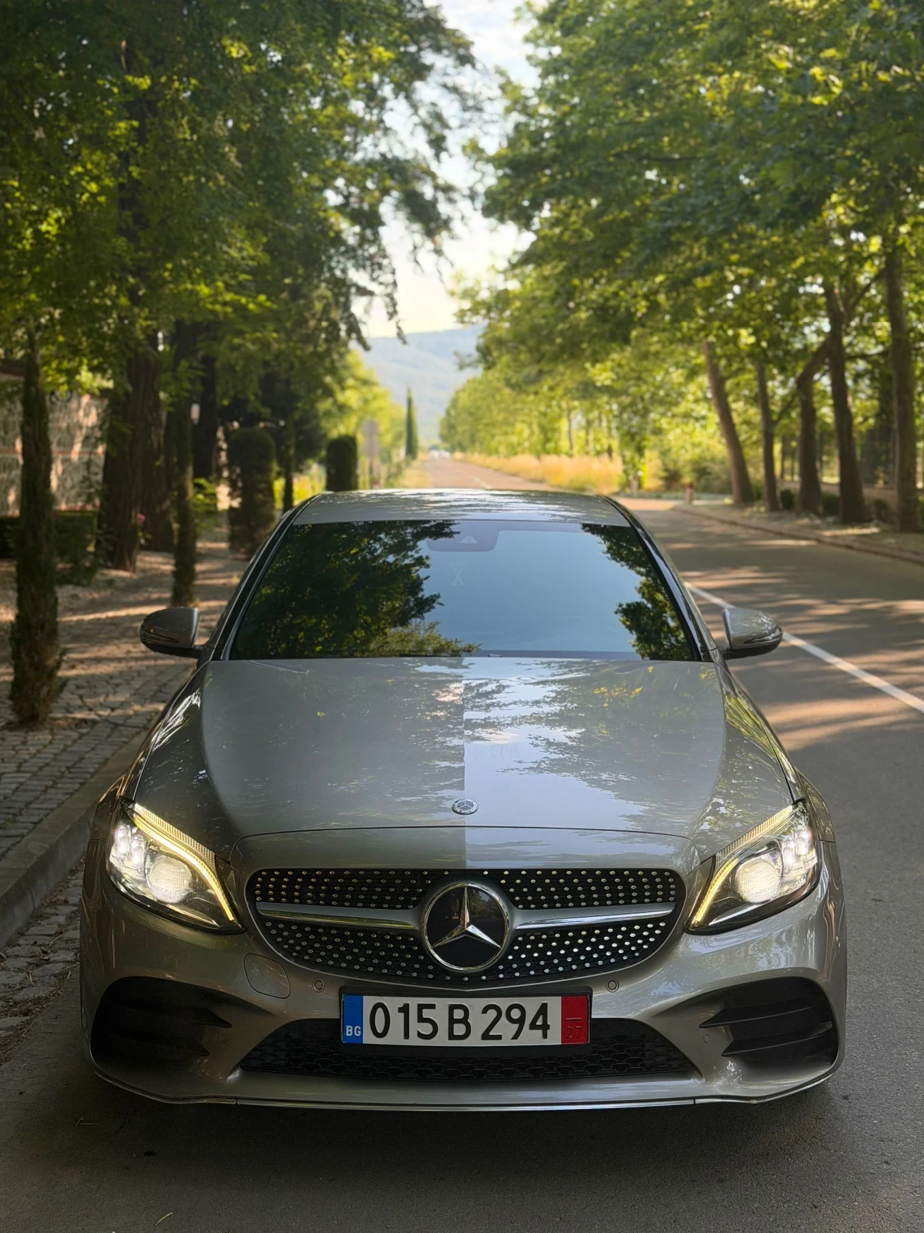 Mercedes-Benz C 220 AMG LINE/DIGITAL/CarPlay/9G-Tronic, снимка 2 - Автомобили и джипове - 55052222