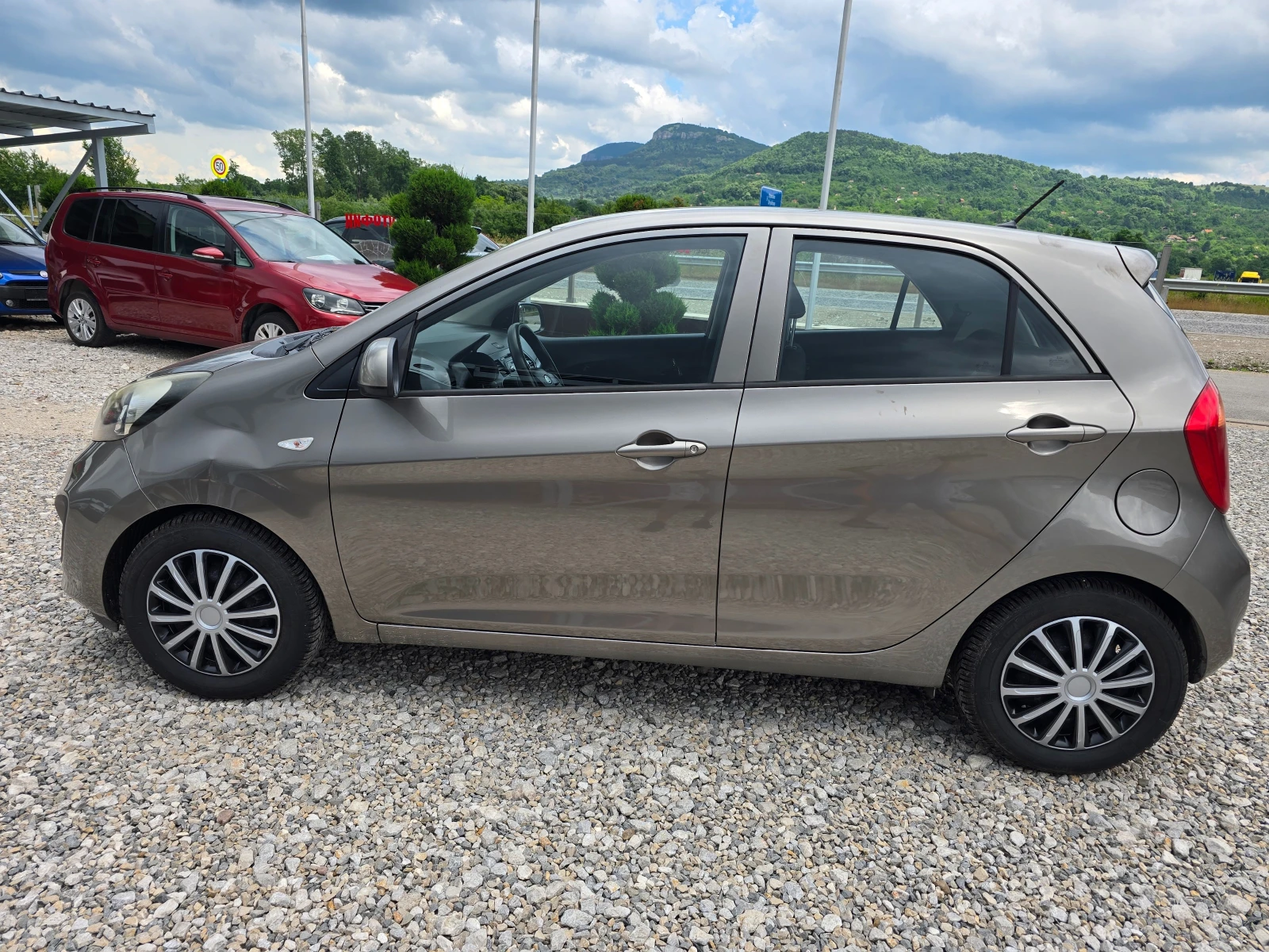 Kia Picanto 1.0 I НОВ ВНОС ! ! КЛИМАТИК, снимка 2 - Автомобили и джипове - 55058882
