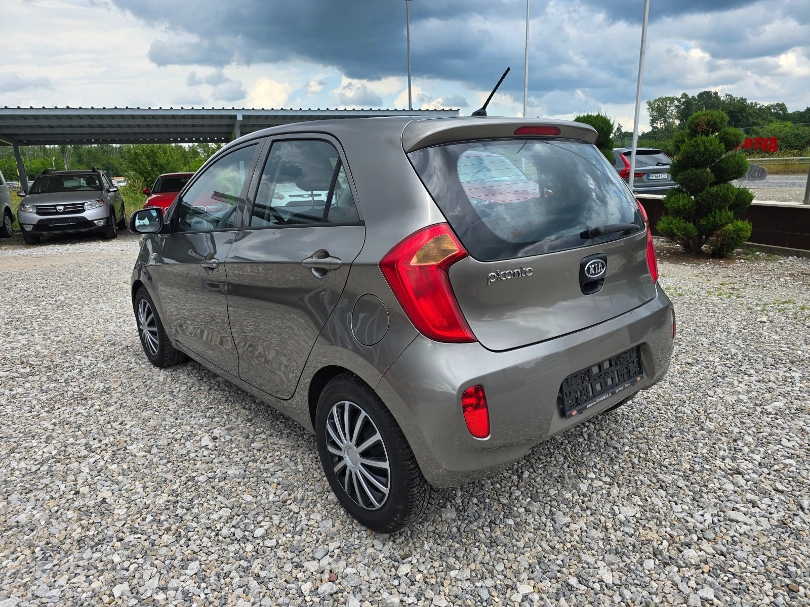 Kia Picanto 1.0 I НОВ ВНОС ! ! КЛИМАТИК, снимка 3 - Автомобили и джипове - 55058882