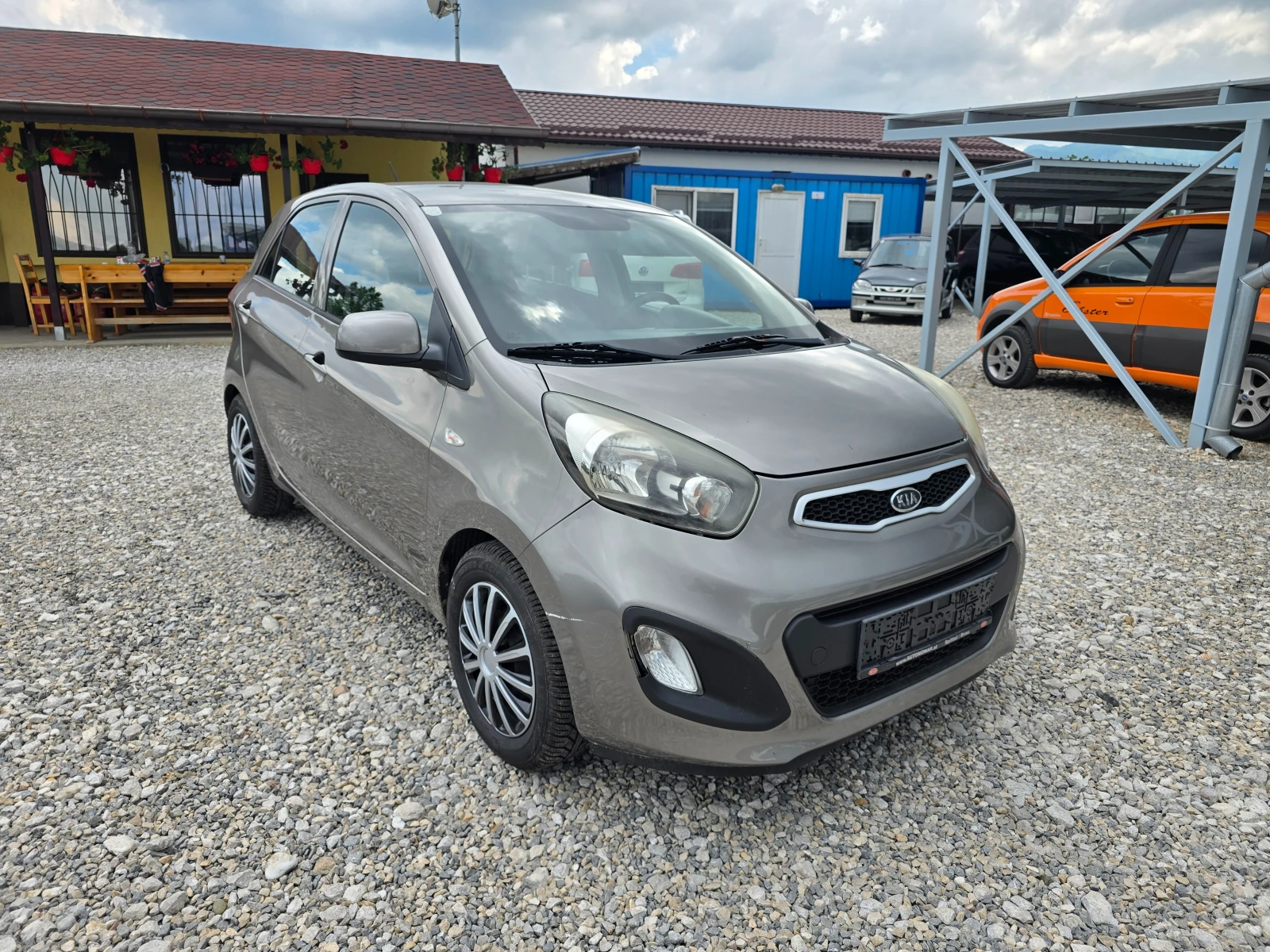 Kia Picanto 1.0 I НОВ ВНОС ! ! КЛИМАТИК, снимка 7 - Автомобили и джипове - 55058882
