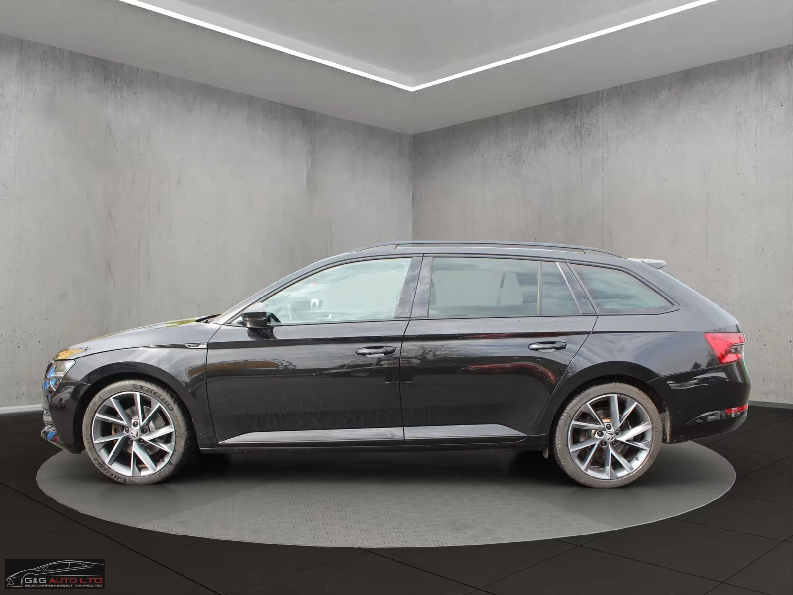 Skoda Superb 2.0/200HP/SPORTLINE/CAM/MATRIX/NAVI/571z, снимка 3 - Автомобили и джипове - 55220612