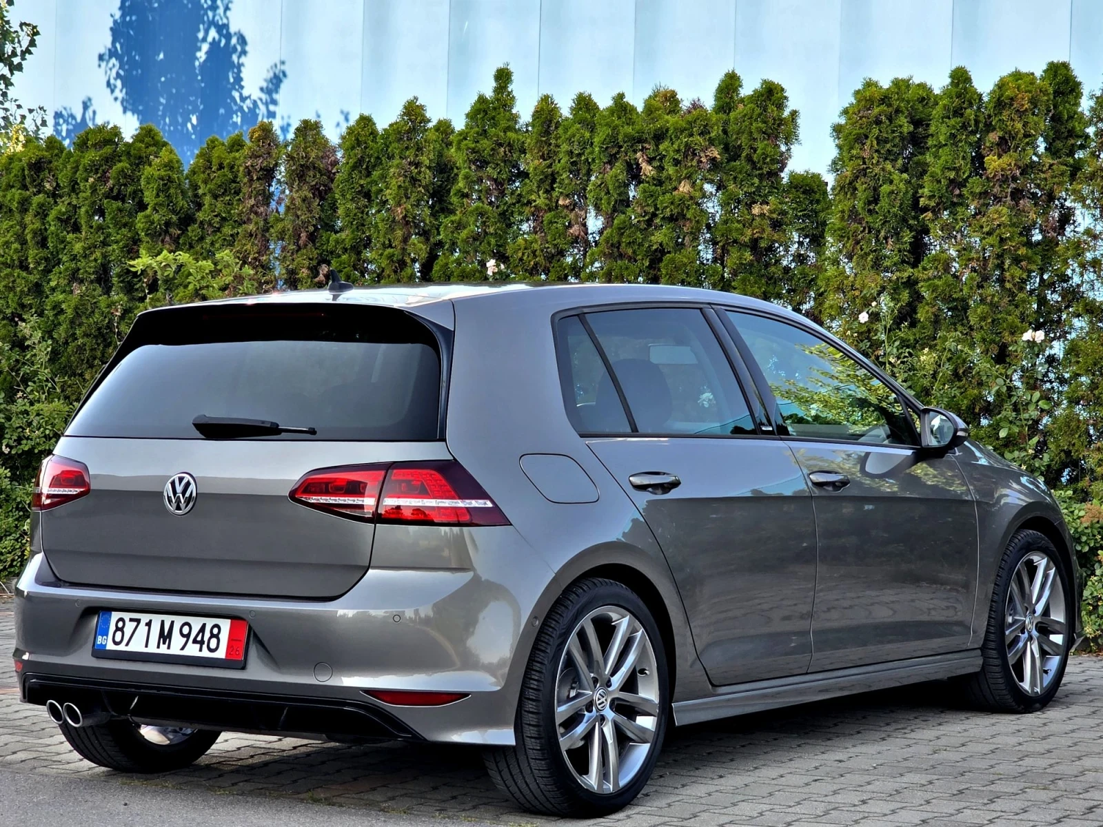 VW Golf R-line 2.0tdi/DSG/Bi Xenon/Navi/Euro 6  , снимка 6 - Автомобили и джипове - 55646139