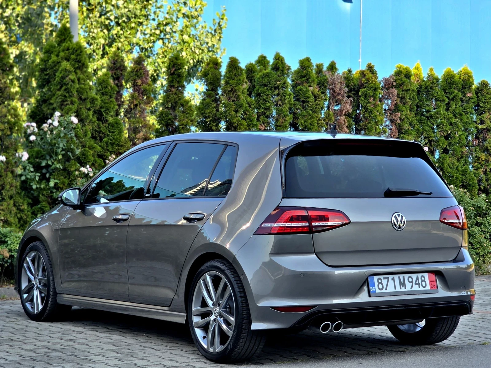 VW Golf R-line 2.0tdi/DSG/Bi Xenon/Navi/Euro 6  , снимка 7 - Автомобили и джипове - 55646139