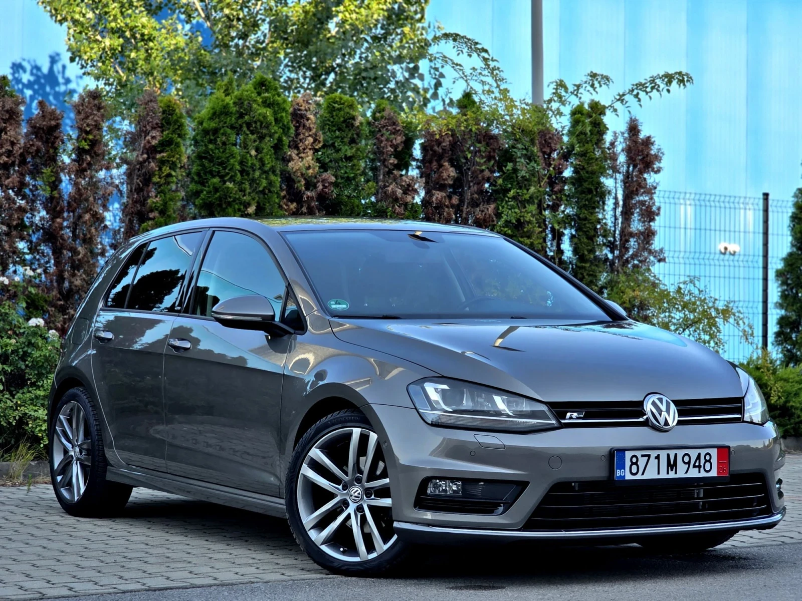 VW Golf R-line 2.0tdi/DSG/Bi Xenon/Navi/Euro 6  