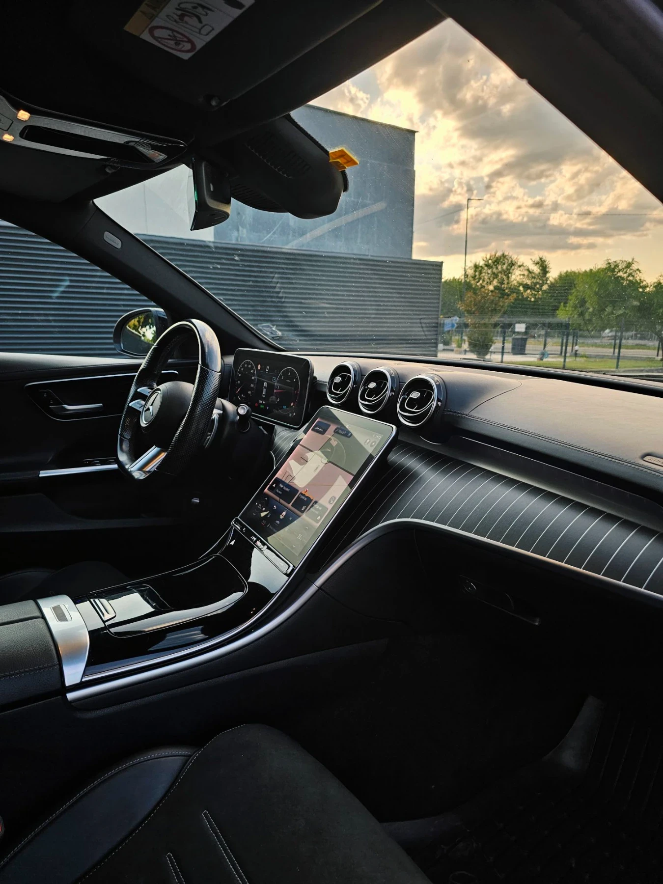 Mercedes-Benz C 220 CDI * AMG LINE * 9G * FULL LED, снимка 9 - Автомобили и джипове - 55780837