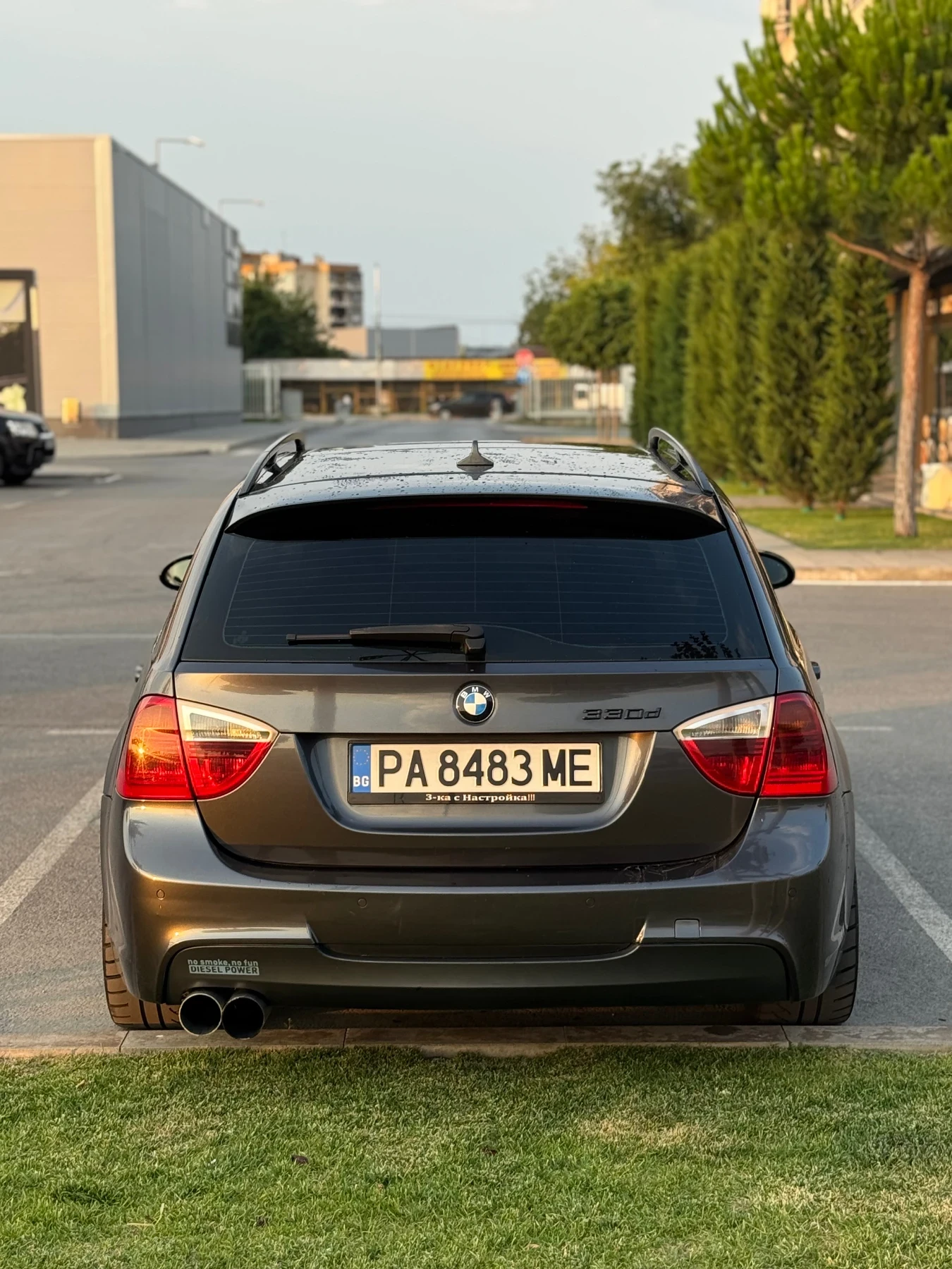 BMW 330, снимка 6 - Автомобили и джипове - 56010239