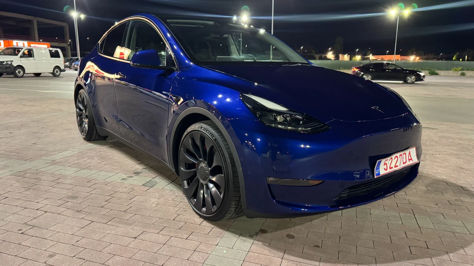 Tesla Model Y Performance , снимка 7 - Автомобили и джипове - 56062009