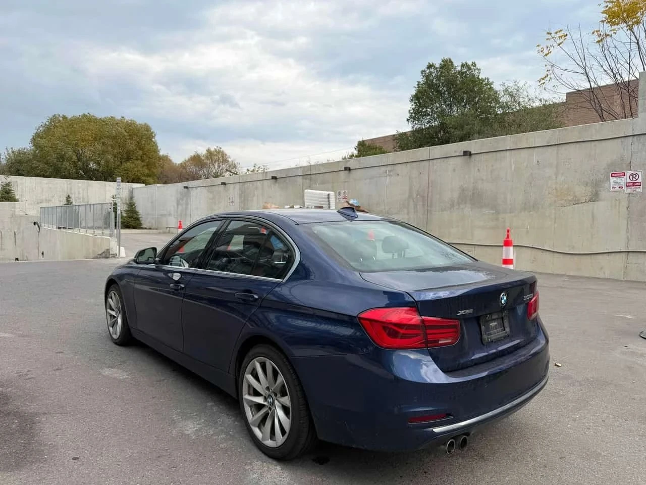 BMW 330, снимка 6 - Автомобили и джипове - 56731904