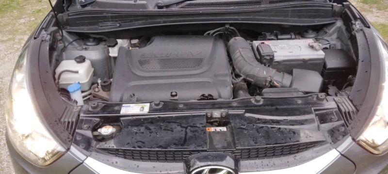 Hyundai IX35, снимка 7 - Автомобили и джипове - 52570952