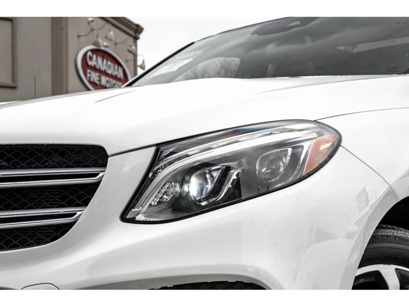 Mercedes-Benz GLE 400 2017 * CARFAX* АВТОФИНАНСИРАНЕ* Цена до България* , снимка 3 - Автомобили и джипове - 52900043