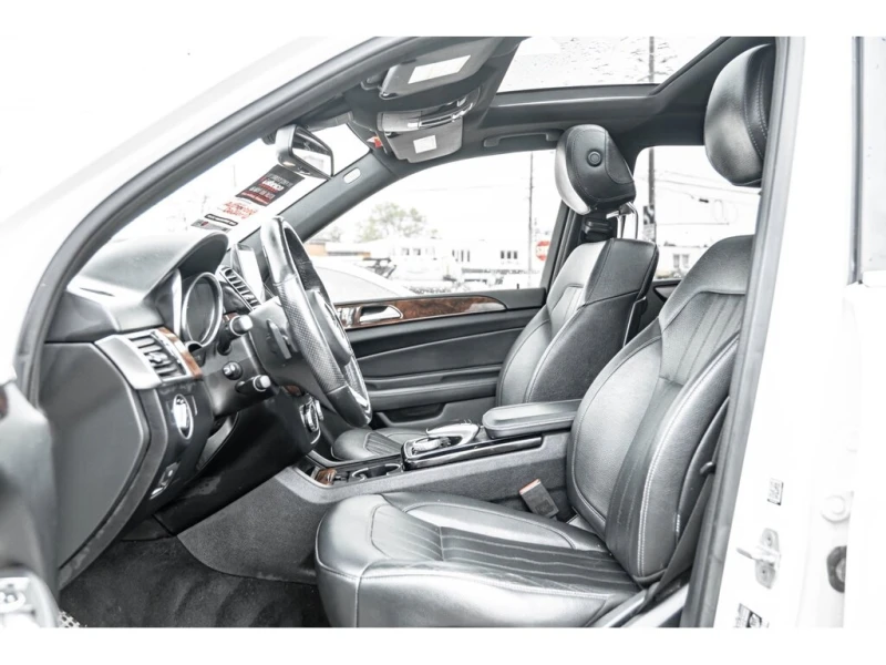 Mercedes-Benz GLE 400 2017 * CARFAX* АВТОФИНАНСИРАНЕ* Цена до България* , снимка 12 - Автомобили и джипове - 52900043