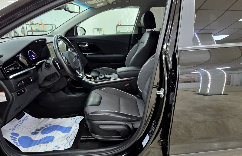 Kia Niro 12.2021/Face lift/ГАРАНЦИЯ/Пълна СЕРВИЗНА ИСТОРИЯ, снимка 7 - Автомобили и джипове - 53012263