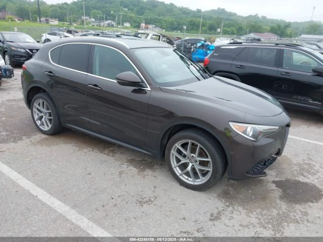 Alfa Romeo Stelvio Ti Awd - изображение 2