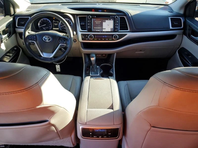 Toyota Highlander 3.5L 6 All wheel drive, снимка 12 - Автомобили и джипове - 53514152