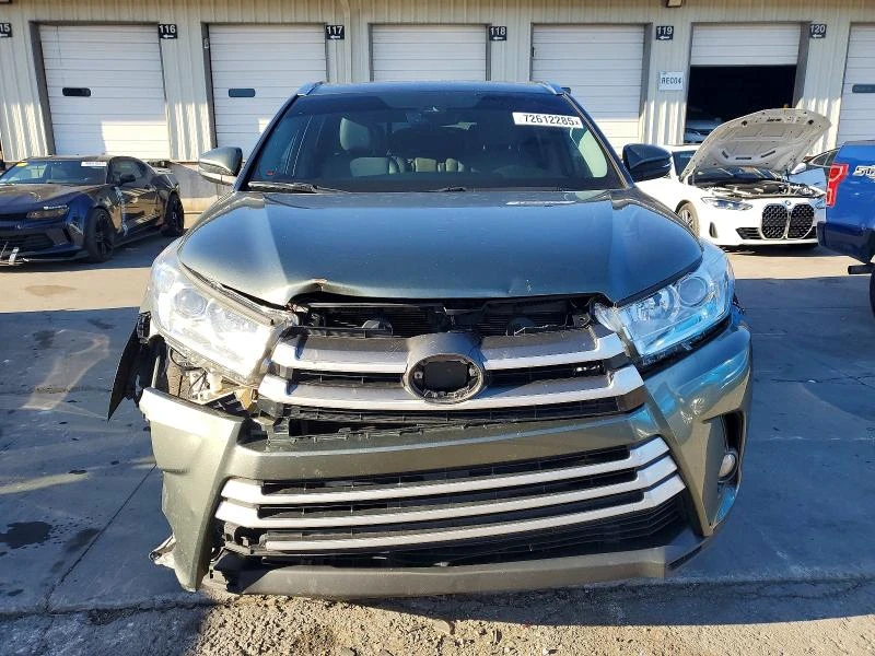 Toyota Highlander 3.5L 6 All wheel drive, снимка 9 - Автомобили и джипове - 53514152