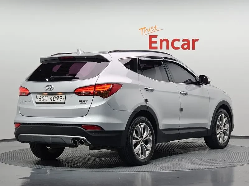 Hyundai Santa fe 2.2 CRDI 4WD - САМО 30% АВАНС, снимка 2 - Автомобили и джипове - 55740256