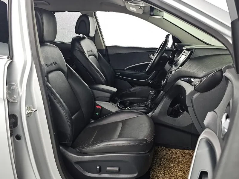 Hyundai Santa fe 2.2 CRDI 4WD - САМО 30% АВАНС, снимка 10 - Автомобили и джипове - 55740256