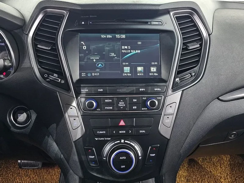 Hyundai Santa fe 2.2 CRDI 4WD - САМО 30% АВАНС, снимка 14 - Автомобили и джипове - 55740256