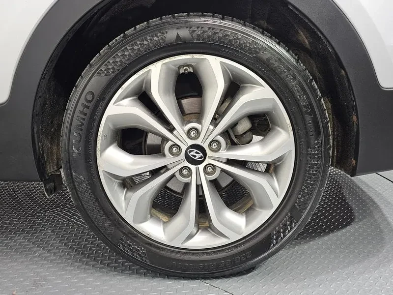 Hyundai Santa fe 2.2 CRDI 4WD - САМО 30% АВАНС, снимка 5 - Автомобили и джипове - 55740256