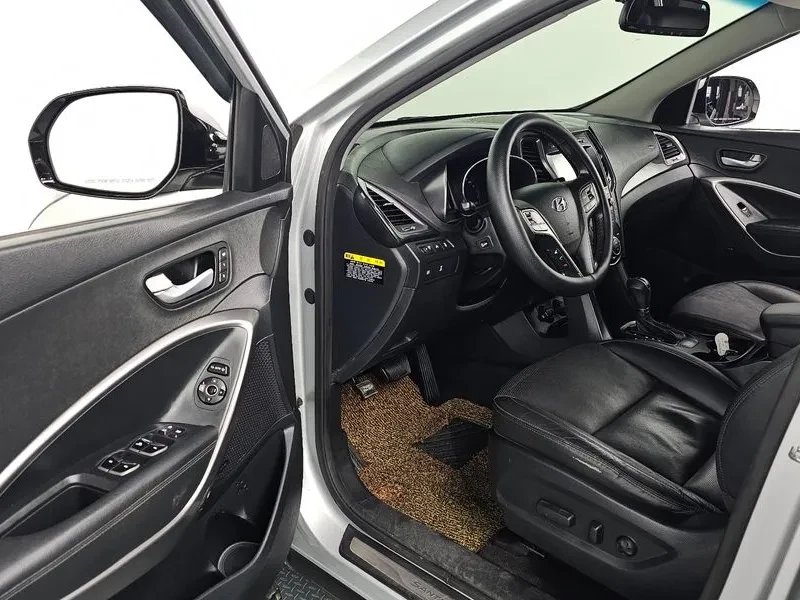 Hyundai Santa fe 2.2 CRDI 4WD - САМО 30% АВАНС, снимка 11 - Автомобили и джипове - 55740256