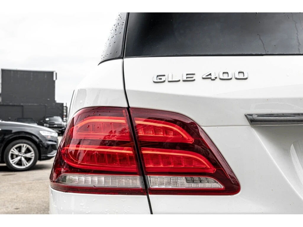 Mercedes-Benz GLE 400 2017 * CARFAX* АВТОФИНАНСИРАНЕ* Цена до България*  - изображение 6