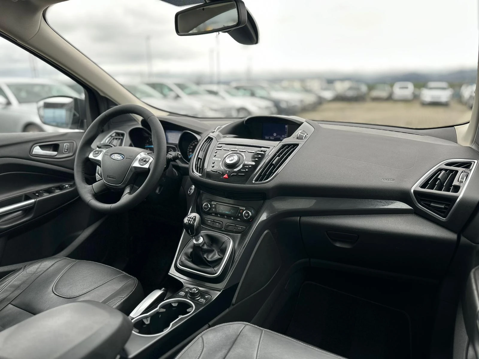 Ford Kuga / TITANIUM / KOJA / PANO / PODGREV / TOP /, снимка 13 - Автомобили и джипове - 54068297