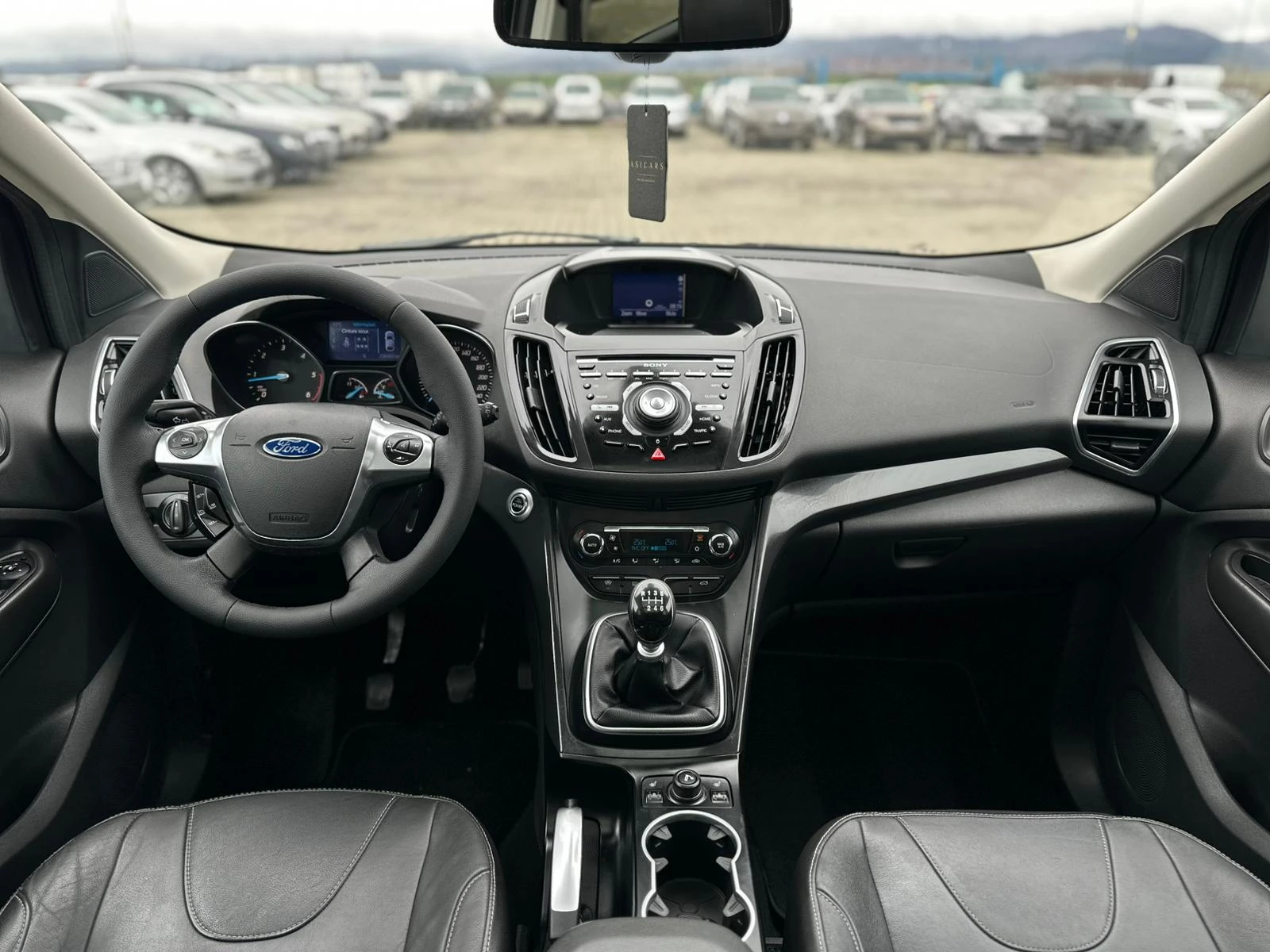 Ford Kuga / TITANIUM / KOJA / PANO / PODGREV / TOP /, снимка 14 - Автомобили и джипове - 54068297