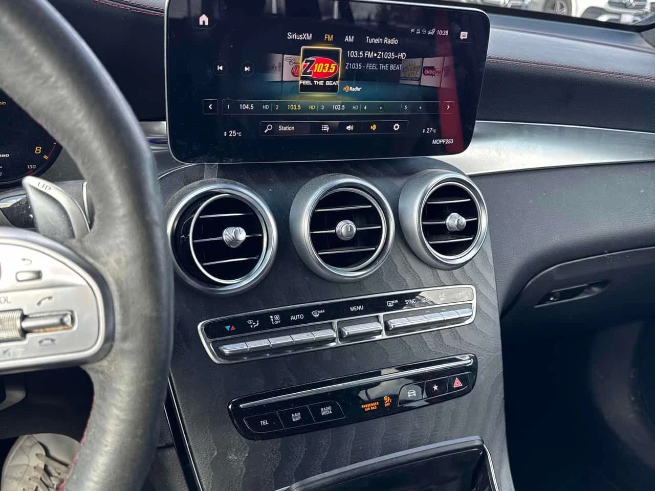 Mercedes-Benz GLC 43 AMG /ПАНОРАМА/ДИСТРОНИК/ОТ MERCEDES, снимка 9 - Автомобили и джипове - 54171013