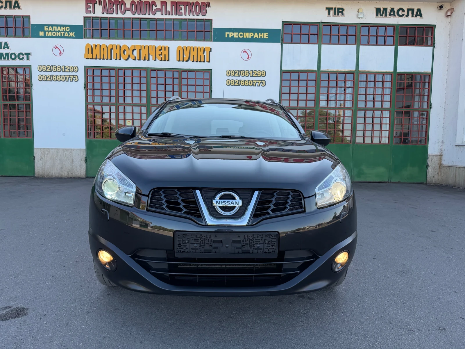 Nissan Qashqai Facelift* 2.0i* 4x4* Navi* 360* Panorama* 138.000к, снимка 2 - Автомобили и джипове - 55479881