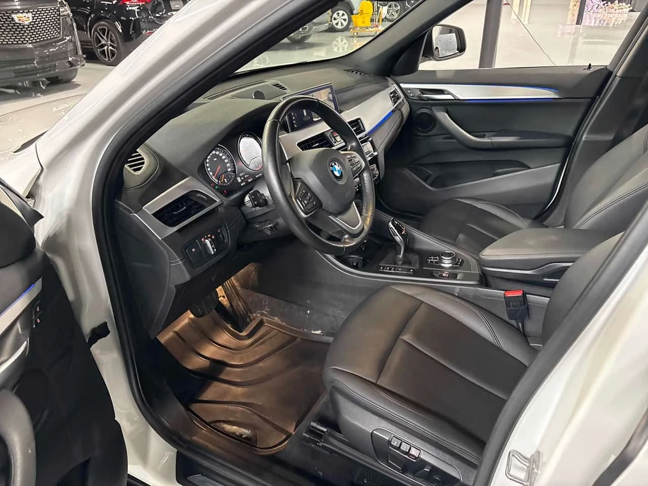 BMW X1 * xDrive28i * ЛИЦЕНЗИРАН ДИЛЪР * CARFAX, снимка 5 - Автомобили и джипове - 55579270