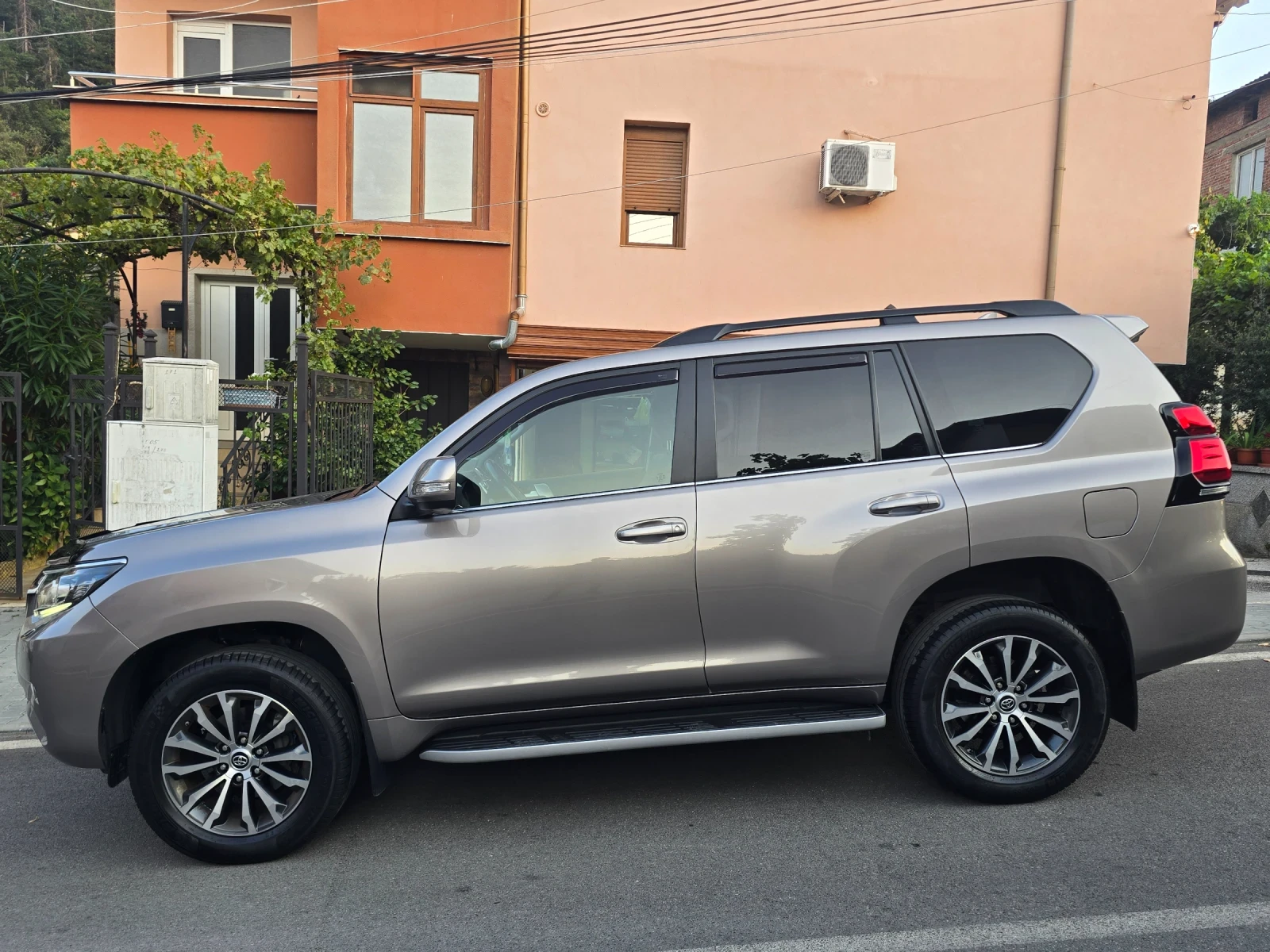 Toyota Land cruiser J150 Prado , снимка 4 - Автомобили и джипове - 55619247