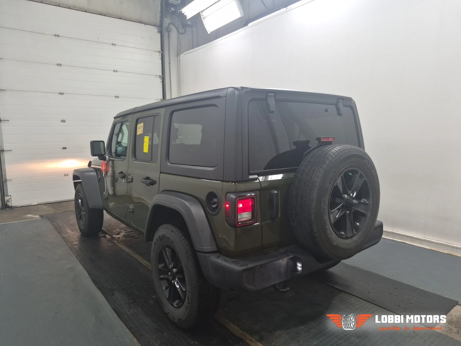 Jeep Wrangler, снимка 4 - Автомобили и джипове - 55928357