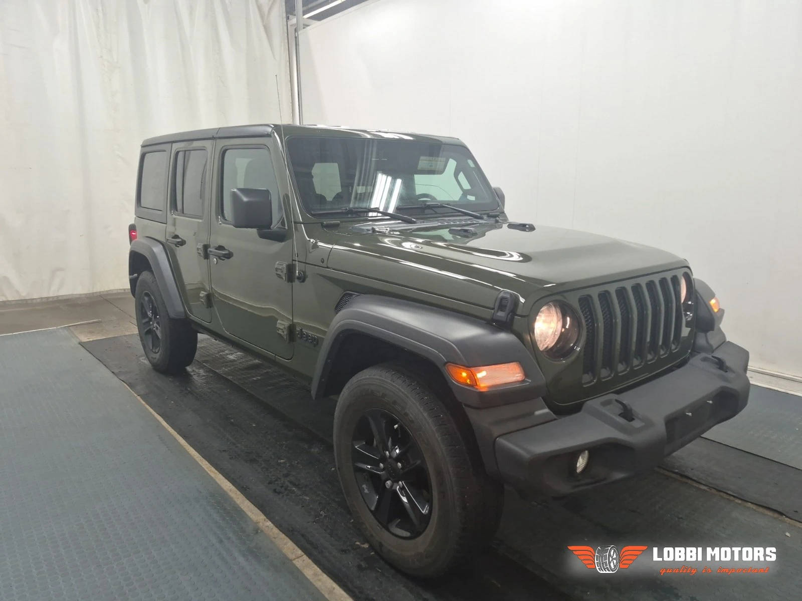 Jeep Wrangler, снимка 2 - Автомобили и джипове - 55928357