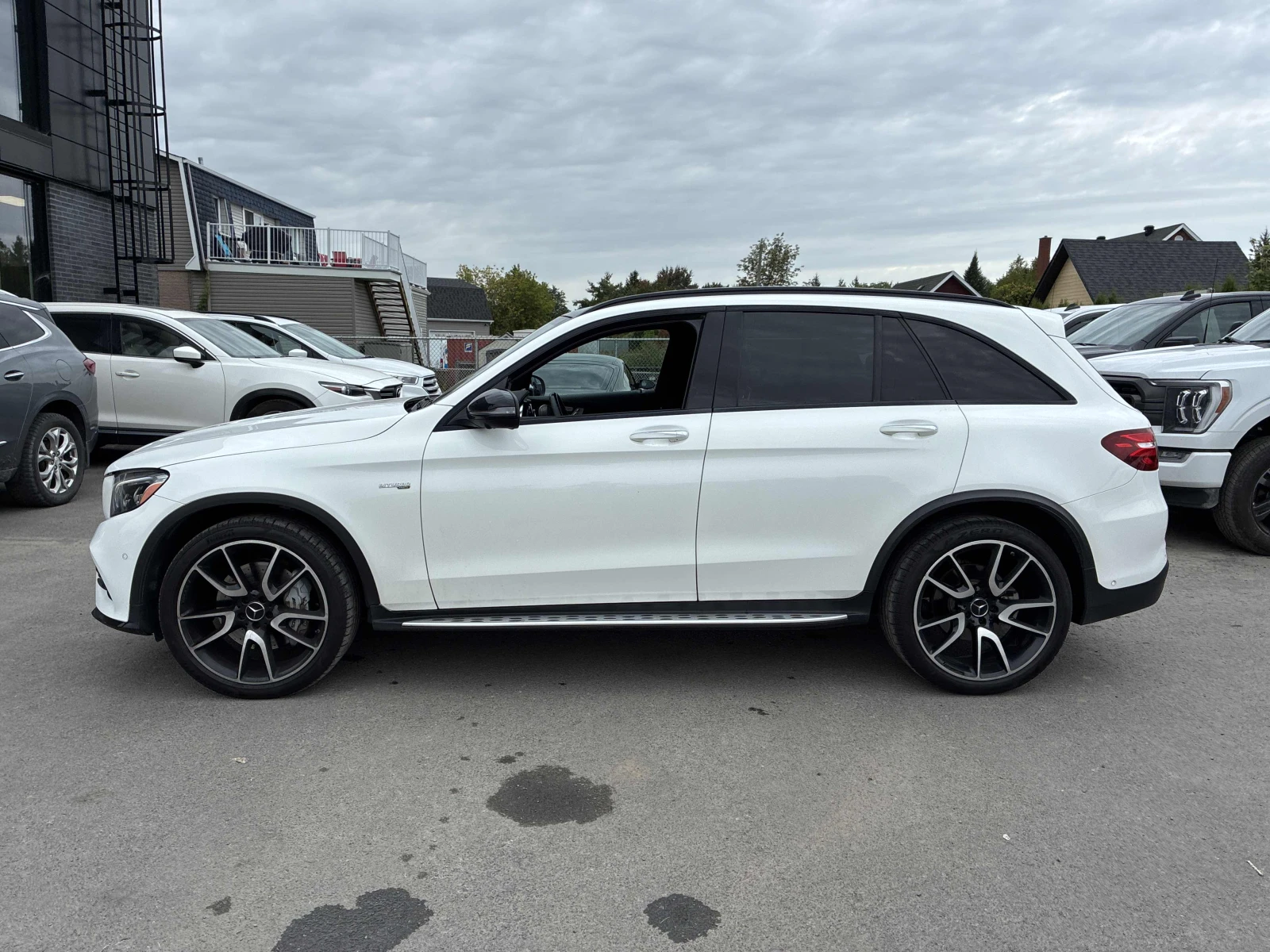 Mercedes-Benz GLC 43 AMG / АВТОКРЕДИТ, снимка 2 - Автомобили и джипове - 56228166