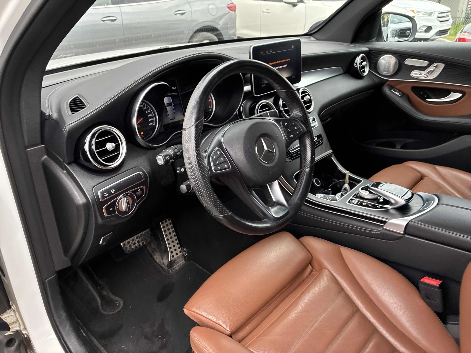 Mercedes-Benz GLC 43 AMG / АВТОКРЕДИТ, снимка 7 - Автомобили и джипове - 56228166