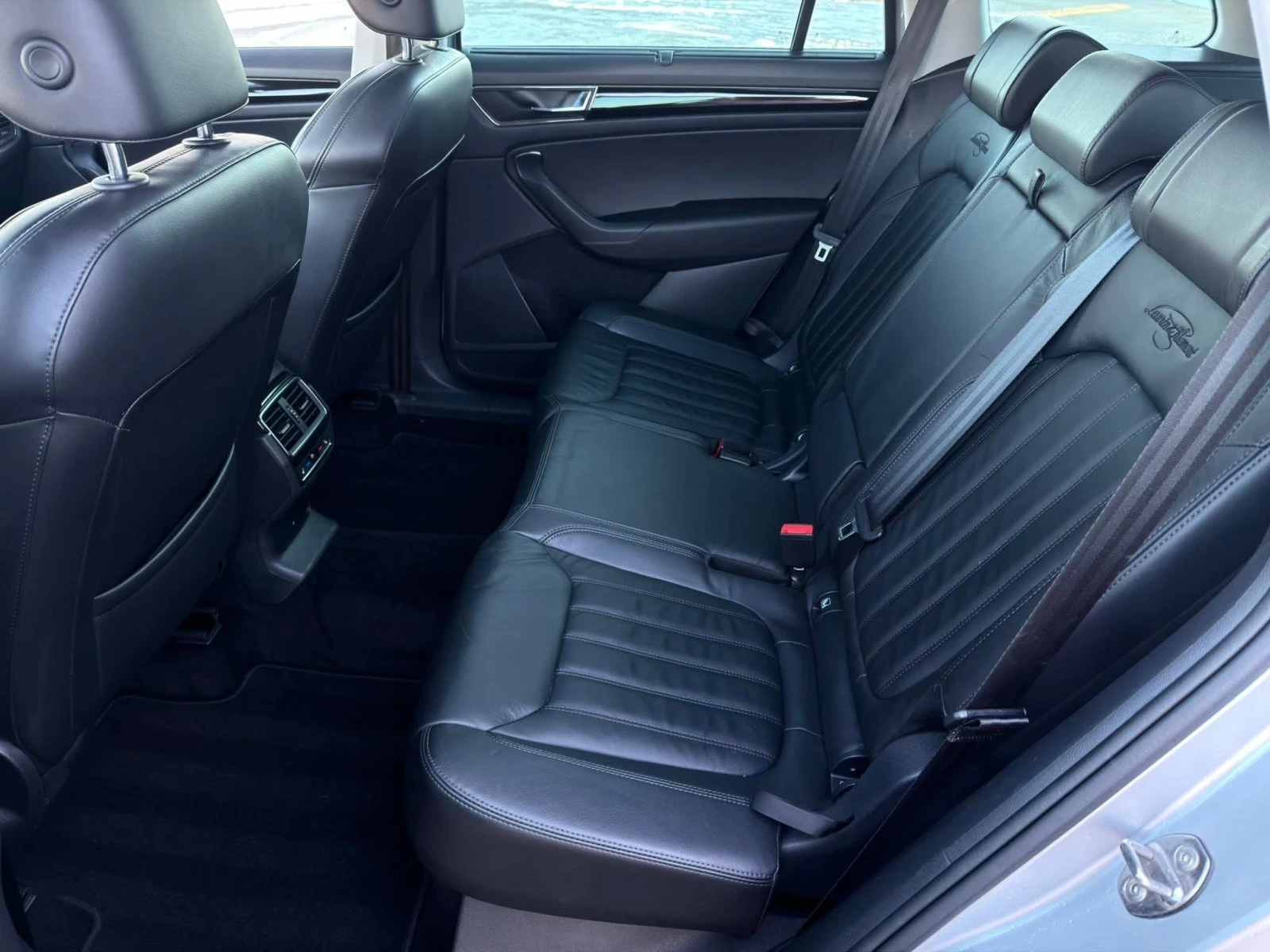 Skoda Kodiaq Laurin&Klement, снимка 5 - Автомобили и джипове - 56584060