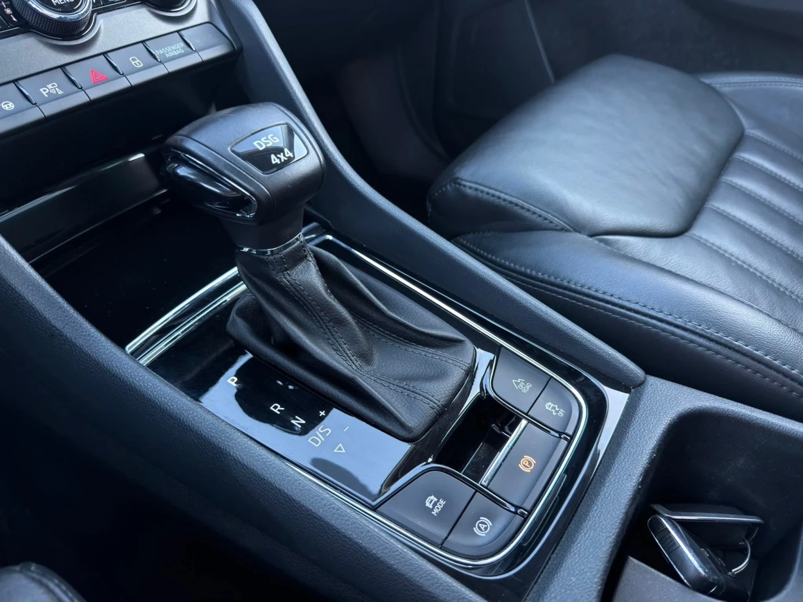 Skoda Kodiaq Laurin&Klement, снимка 9 - Автомобили и джипове - 56584060