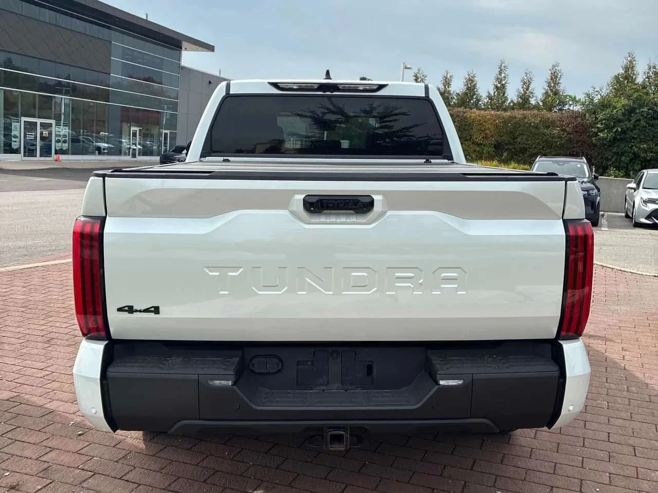 Toyota Tundra, снимка 4 - Автомобили и джипове - 56724388