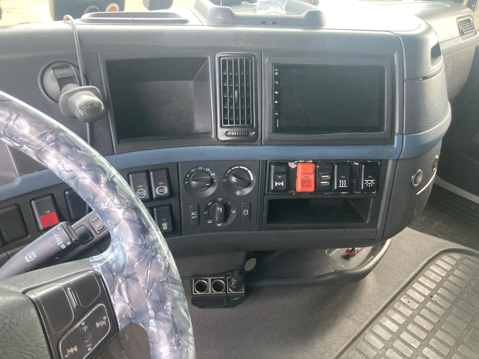 Volvo Fh 440 - изображение 6