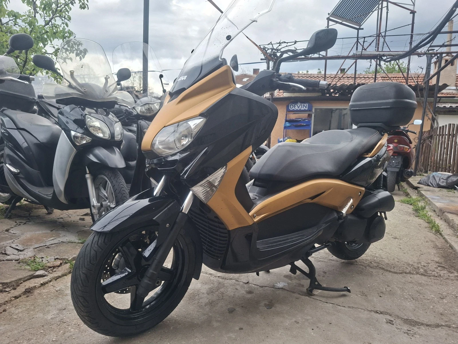 Yamaha X-max Скутери е много добър  - изображение 5