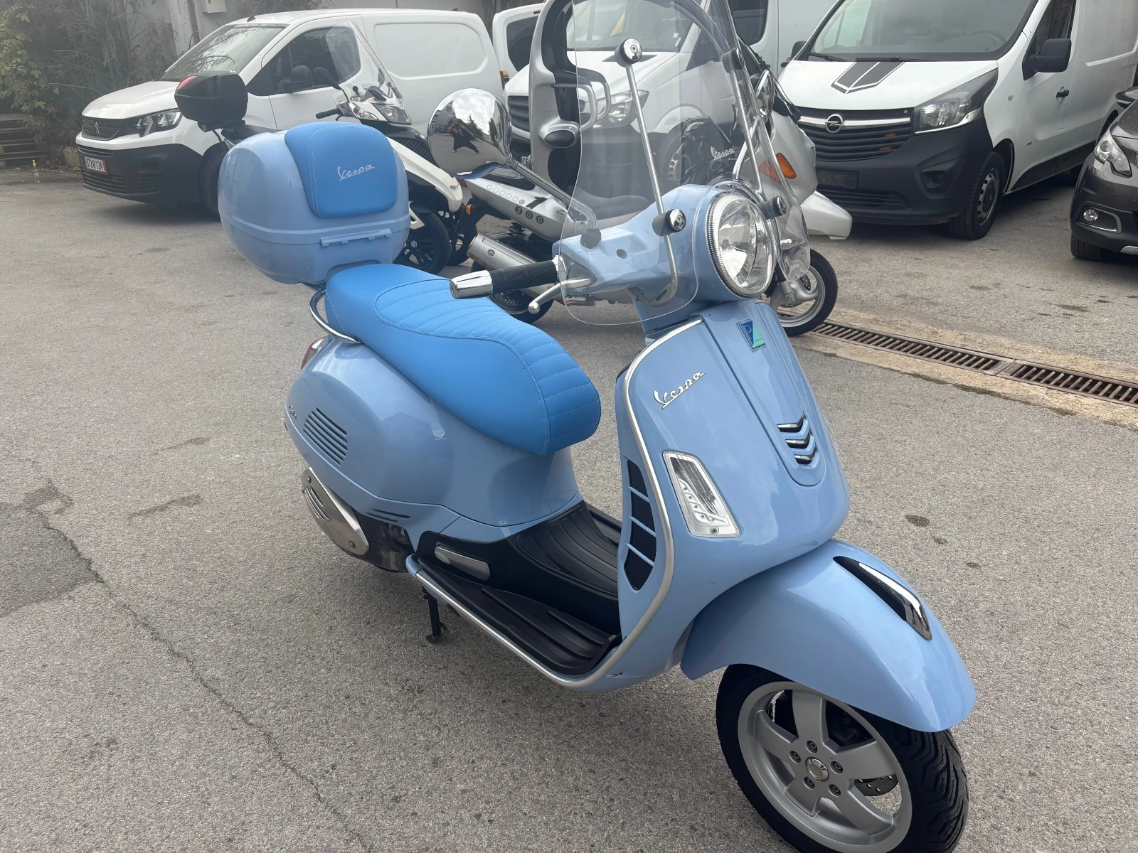 Vespa GTS 300cc, снимка 10 - Мотоциклети и мототехника - 56436818