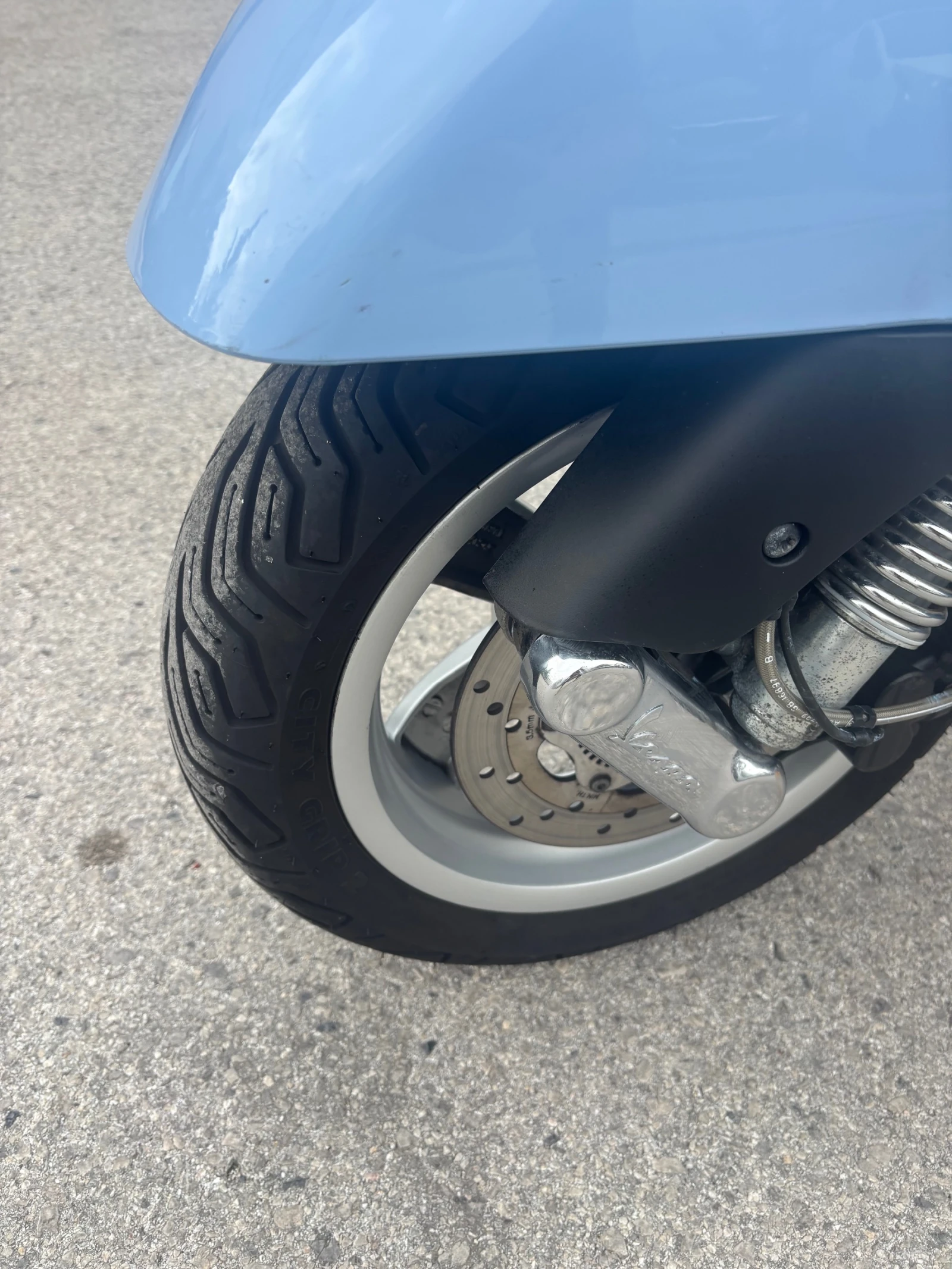 Vespa GTS 300cc, снимка 9 - Мотоциклети и мототехника - 56436818