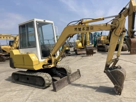 Багер Komatsu PC15-2 - ОЧАКВАН 15.09.2026!!!, снимка 2