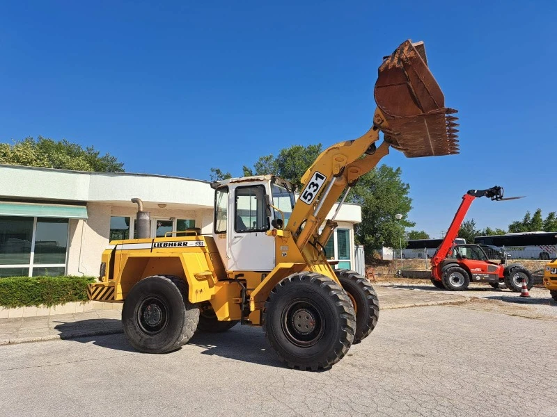 Челен товарач Liebherr L 531, снимка 6 - Индустриална техника - 46734838