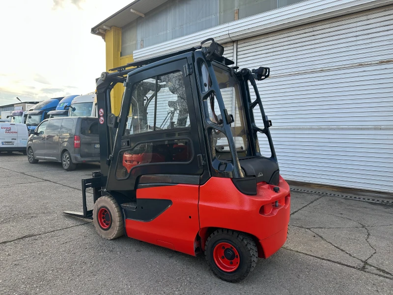 Електрокар Linde E 30-01, снимка 3 - Индустриална техника - 52662950