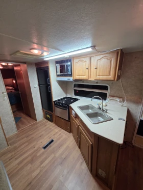 �������� Forest River Riverstone 39 Grand Surveyor | Mobile.bg � ����� ������ 6