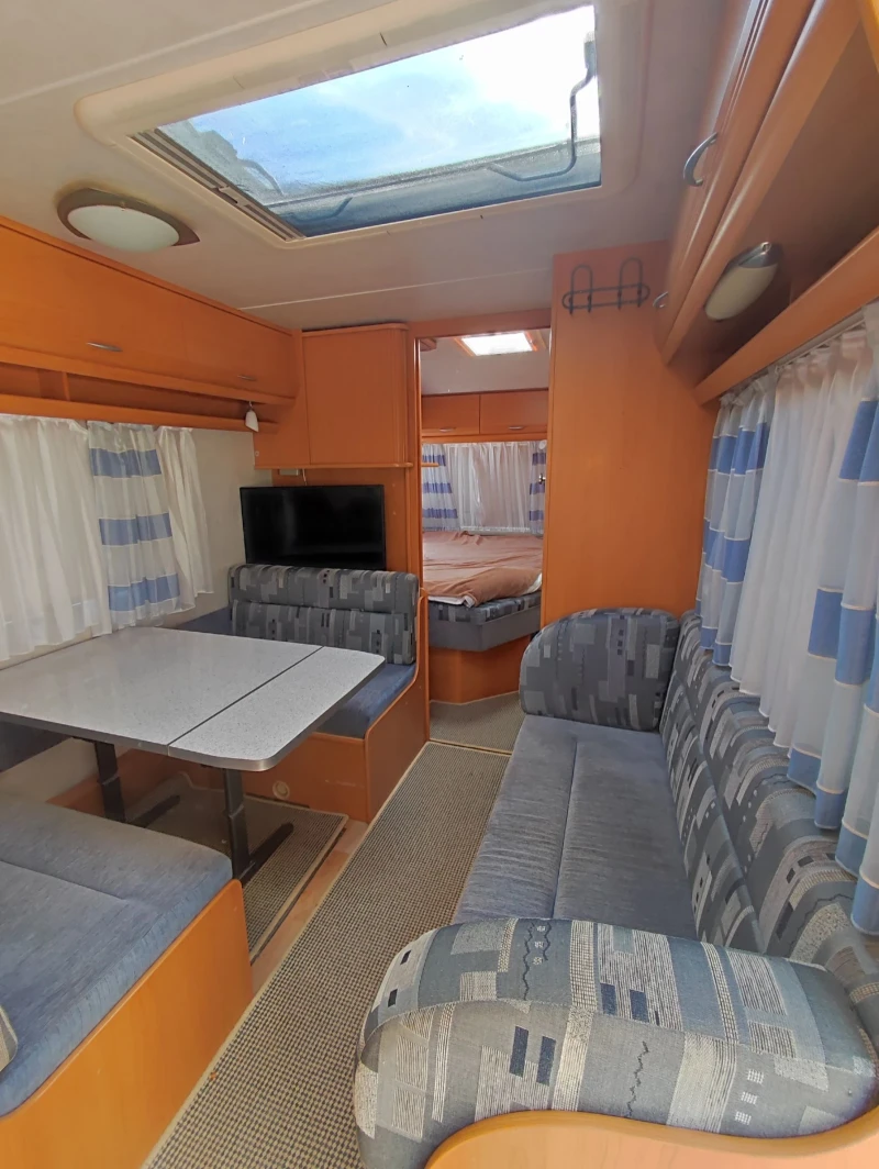 Каравана Wilk Соларна с-ма, снимка 7 - Каравани и кемпери - 52673222