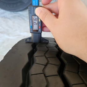 Гуми Всесезонни 235/75R17.5, снимка 4