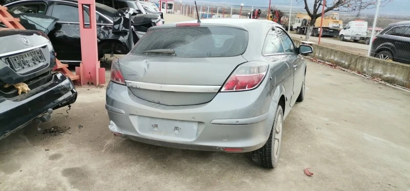 Opel Astra 1.9, снимка 2 - Автомобили и джипове - 43321887