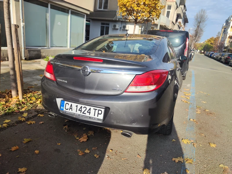 Opel Insignia Лимузина , снимка 5 - Автомобили и джипове - 48158856